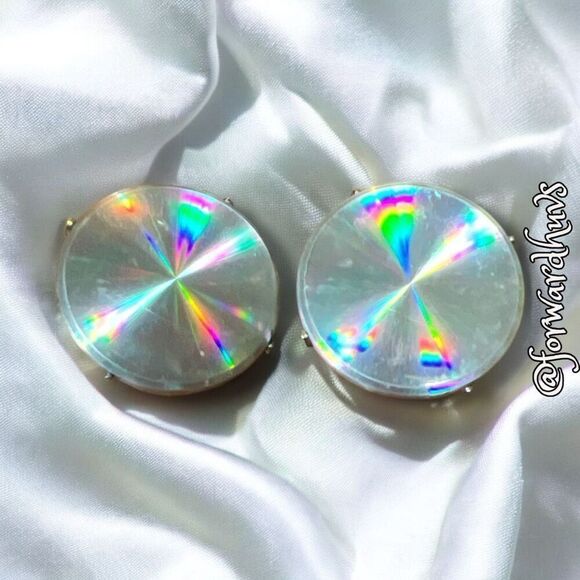 Matching Holographic Unmarked Pins – Unique and Eye-Catching - Picture 6 of 10
